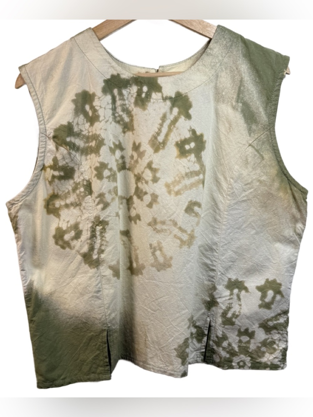Custom Sleeveless Tie-Dye Crewneck cotton Tank Top in Olive and Cream